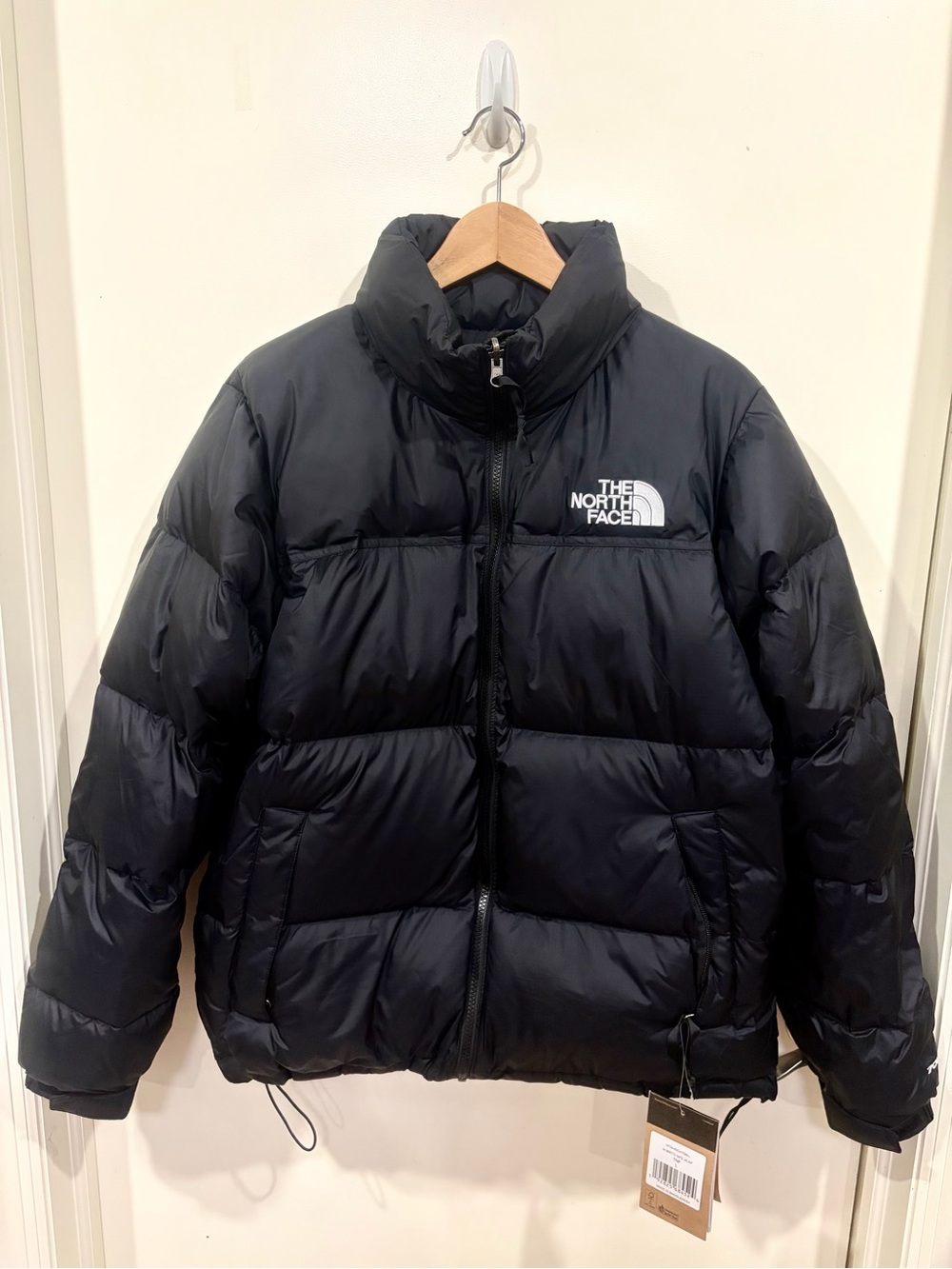 Men’s Puffer Jacket NWT size Large